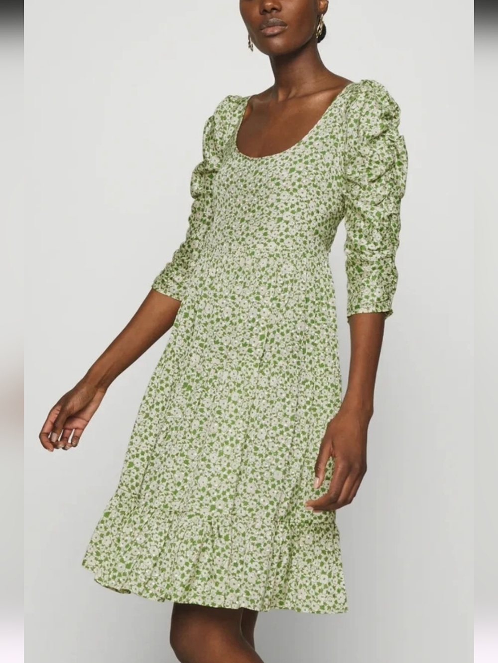 NWOT BY TIMO Green Floral Midi Dress with Puff Sleeves